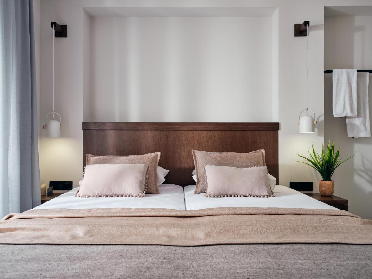 Letsos Hotel اليكاناس المظهر الخارجي الصورة