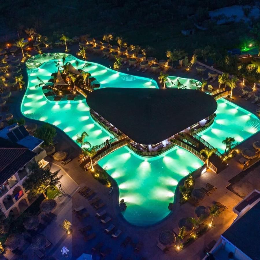 Letsos Hotel اليكاناس المظهر الخارجي الصورة